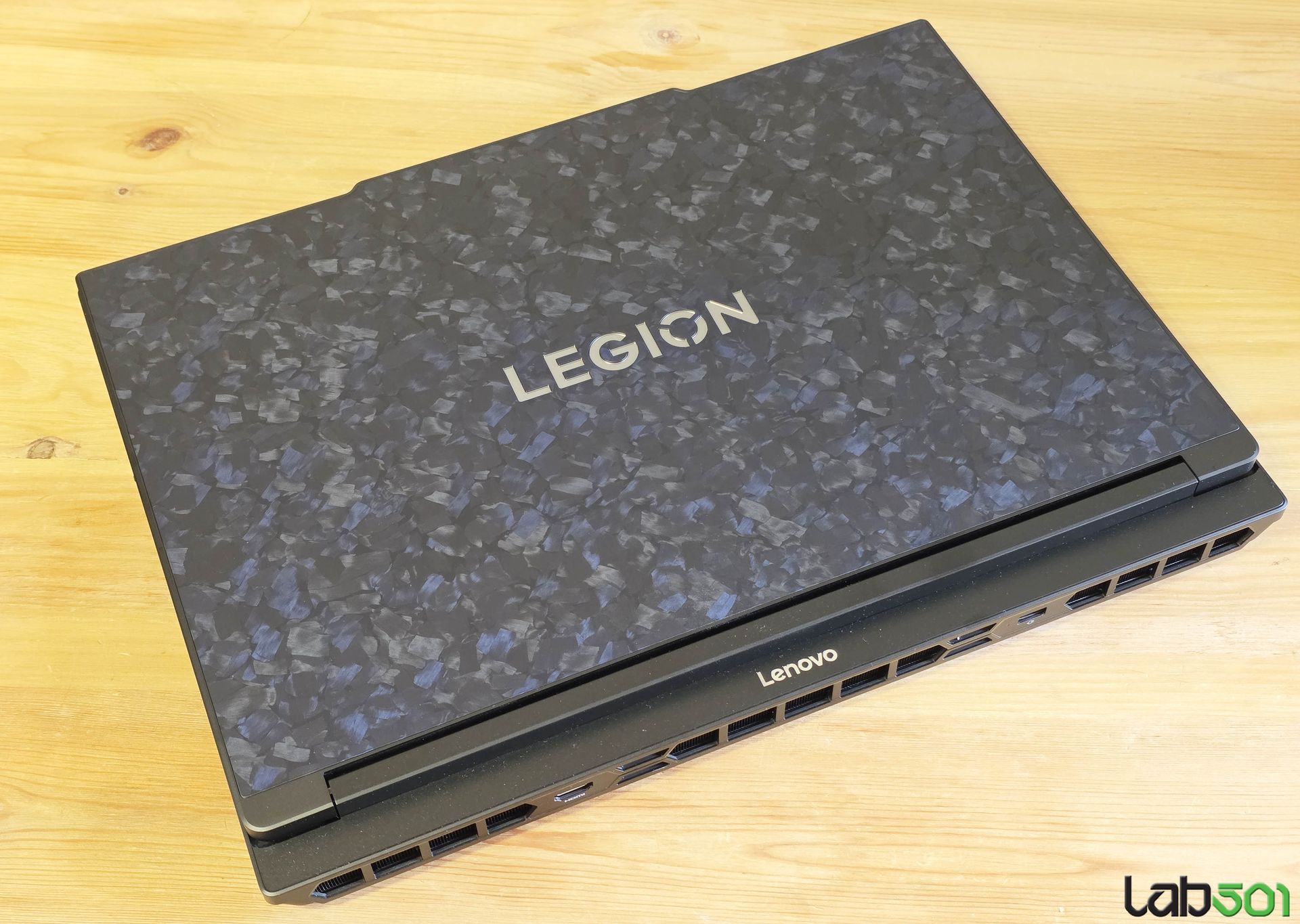Review Lenovo Legion 9 18IAX10