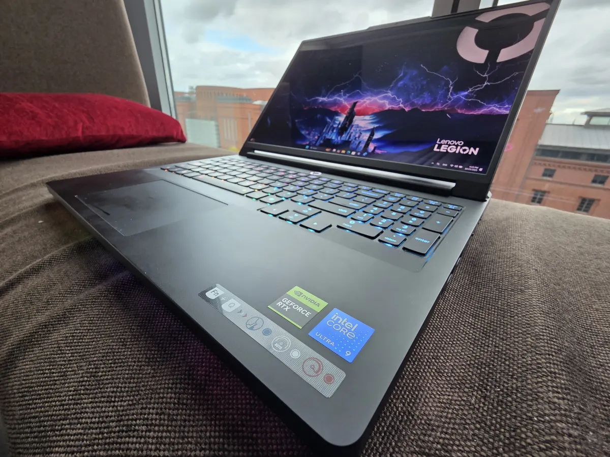 Start-up.ro: Lenovo Legion Pro 7 –  rulează orice joc vrei tu la setări grafice maxime